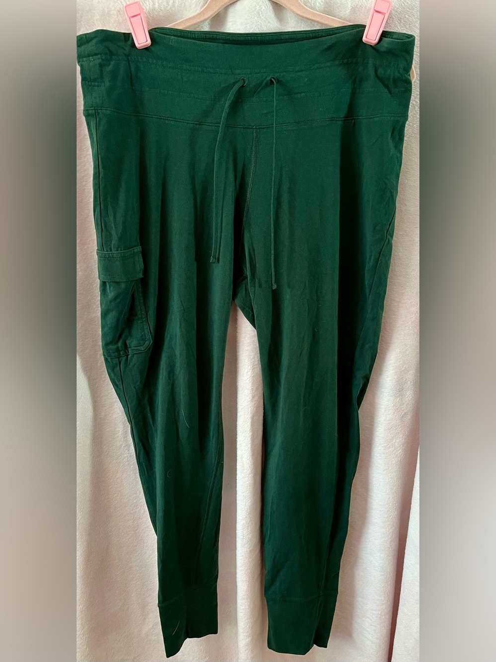 Columbia Drawstring Jogger Pants in Deep Green
